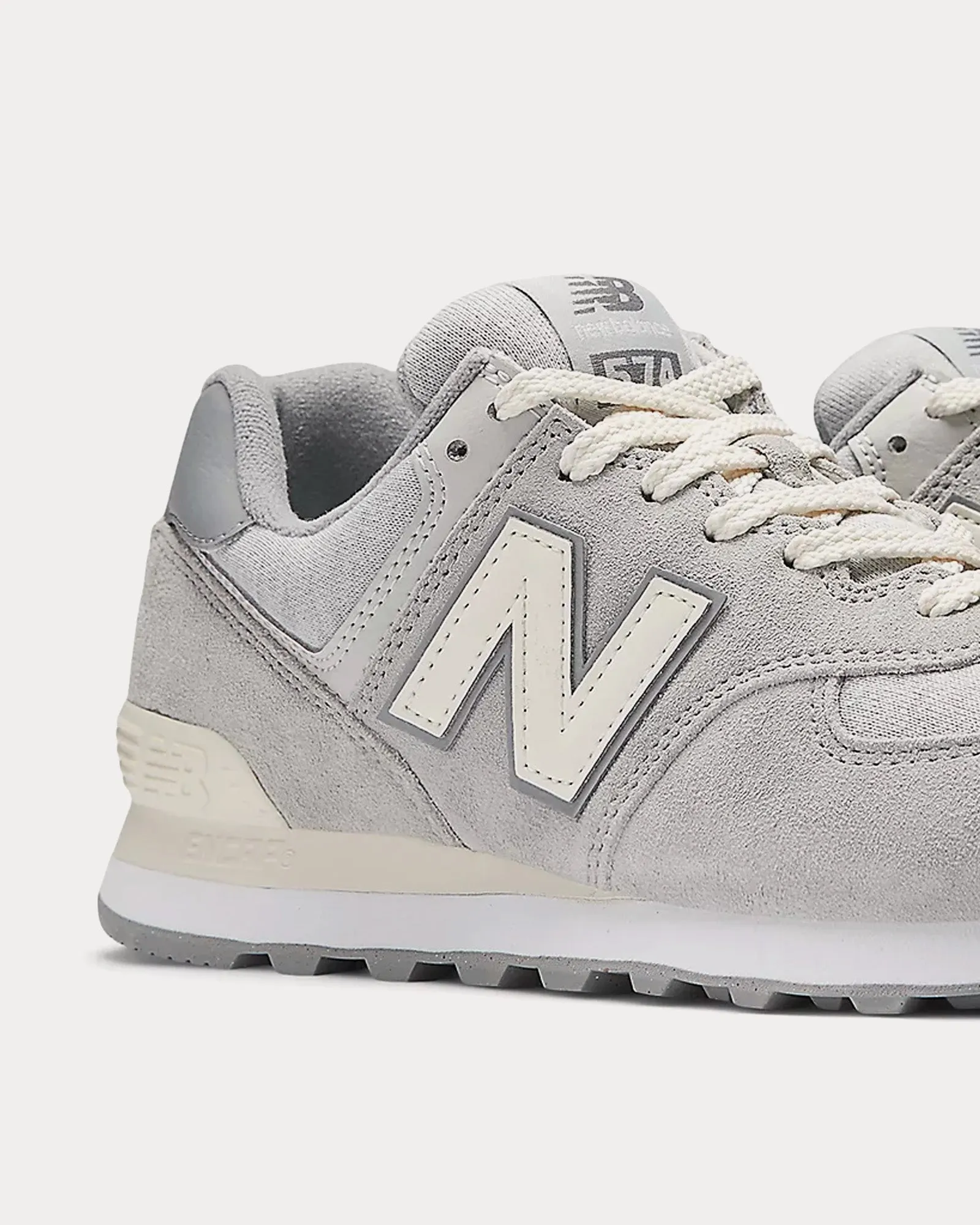 574 Concrete / Angora / Grey 002 Low Top Sneakers