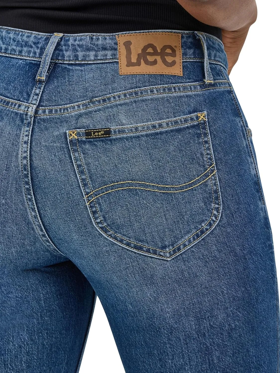 Lee Women's Legendary 26" Straight Crop Jean