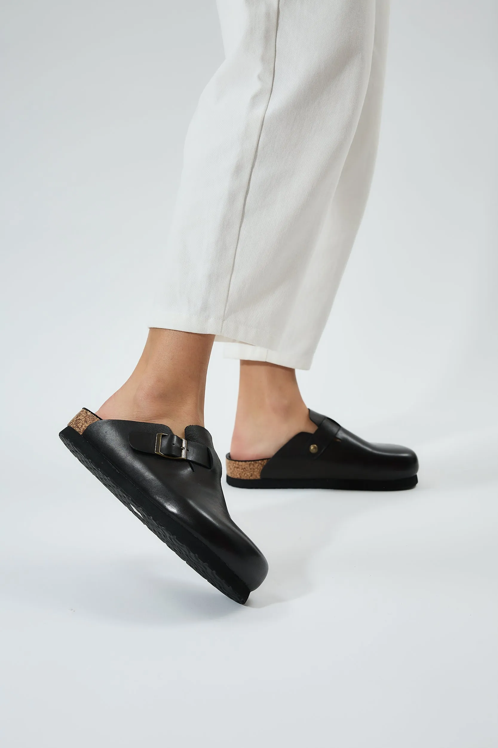 Voula Black
